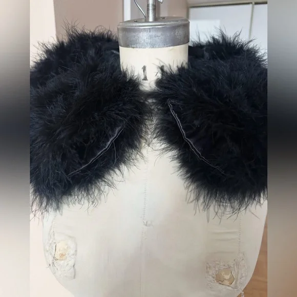 ❌SOLD ON MY INSTAGRAM FOX The Label Black Feather Jacket - Picture 11 of 13